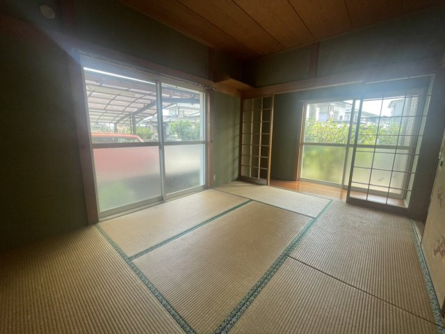 本野町戸建ての和室