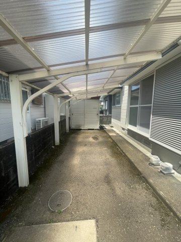 本野町戸建ての駐車場