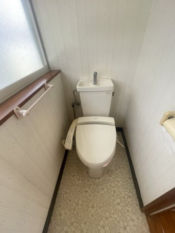 本野町戸建てのトイレ
