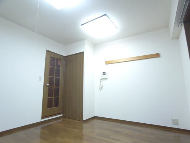 菱和パレス渋谷本町の居間・リビング|ゆったり過ごせる居間です