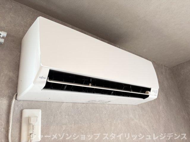 イゾラ の居間・リビング