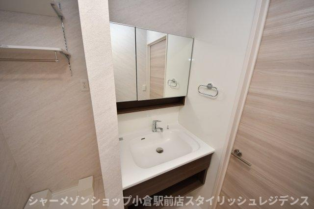 イゾラ の洗面所