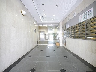 グリフィン横浜ポートサイドのエントランス