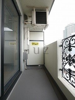 グリフィン横浜ポートサイドのバルコニー