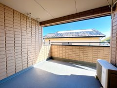 つくばみらい市西ノ台南　中古戸建のバルコニー|【リフォーム中3/9更新】ベランダ。前所有者様にて外壁塗装済みです。