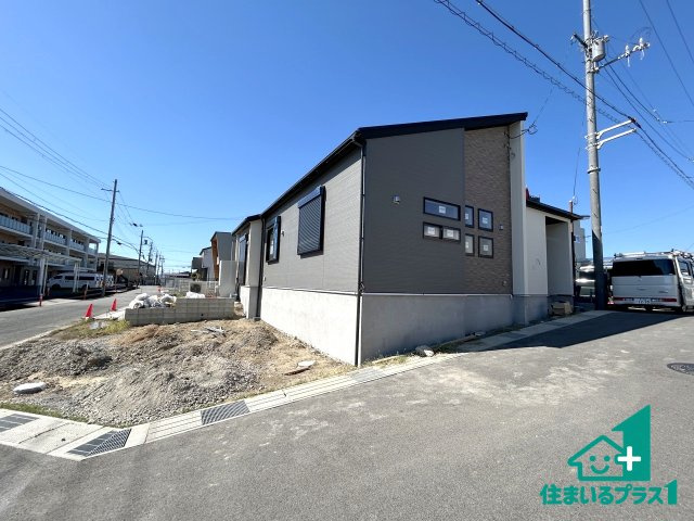 ●磯城郡田原本町黒田　第2期　新築一戸建ての前面道路含む現地写真|周辺は落ち着いた街並みの住宅地！子育てがしやすい住環境です！まだ未完成ですが、現地でしかわからない事もございます。是非一度ご覧ください。