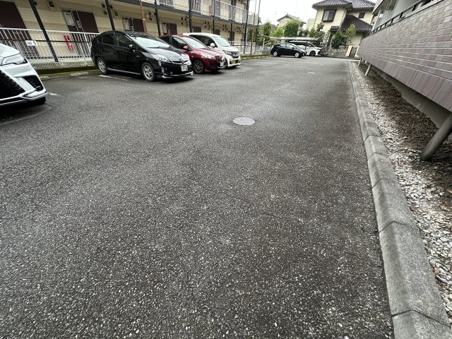 【駐車場】