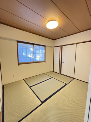  | 落ち着いた和室は収納充実。