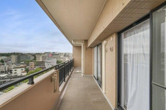  | 3部屋に跨ったバルコニーは幅…