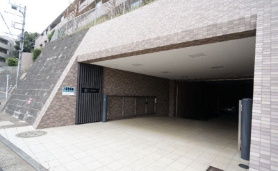 【エントランス】 | T’s garden横浜岸根公園