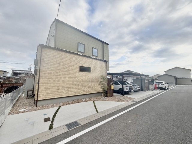 近江八幡市十王町　中古戸建の外観
