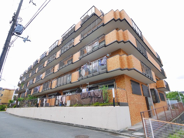 ライオンズマンション学園前