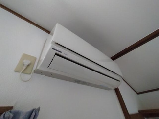  | エアコンは３基付いています。 