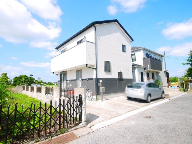 東金市北之幸谷　中古戸建の外観|平成24年2月築 ２LDK+WIC  駐車4台可（車種制限あり）スーパーせんどう徒歩約8分