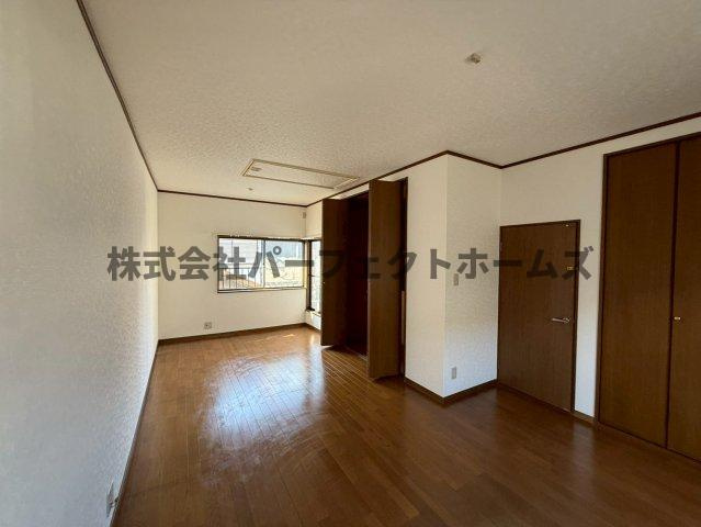 渚南町戸建　賃貸の洋室|個人の部屋や寝室として使える洋室です