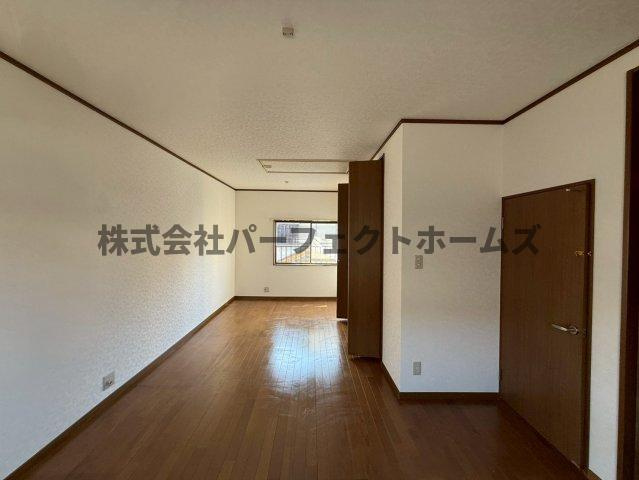 渚南町戸建　賃貸の洋室|きれいな洋室です