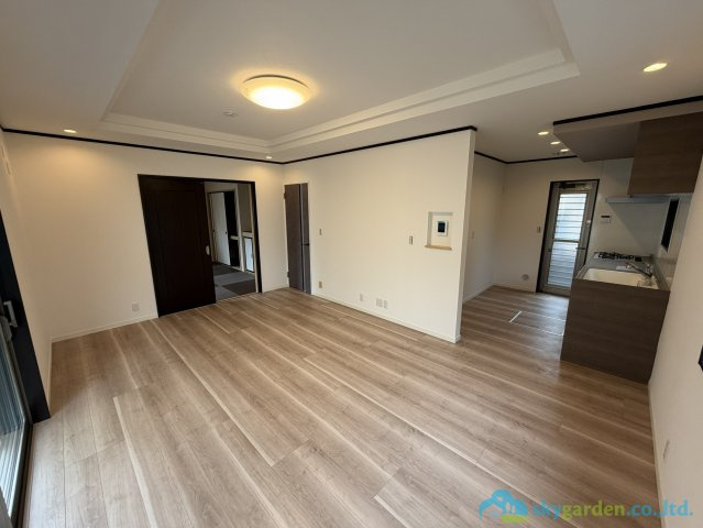 小田原市酒匂5丁目　中古戸建の居間・リビング