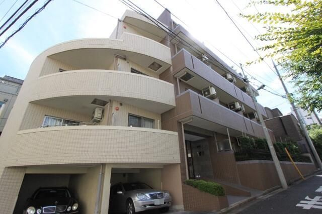 ラグジュアリーアパートメント目黒東山の外観