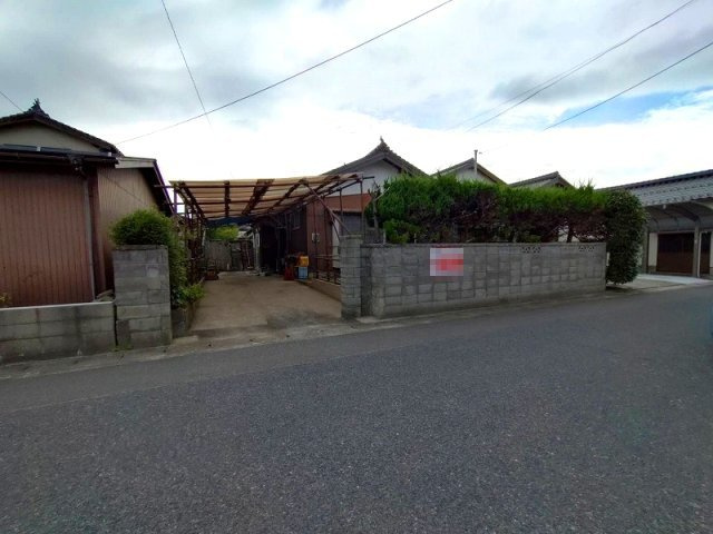 大篠津町土地（古家付）の外観