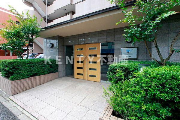 【エントランス】 | ノバ・マイキャッスル田園調布 | 清潔なエントランスです
