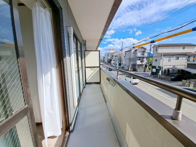 メゾン甲子園トキワのバルコニー