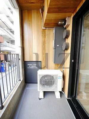 ズーム横浜桜木町のバルコニー