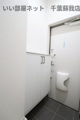 ナリトモ赤井Ａの玄関|シューズボックス