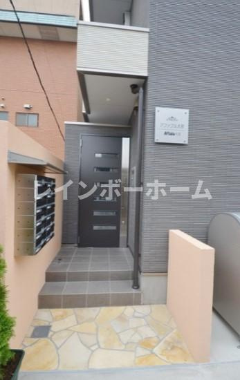 アファブル大宮のエントランス