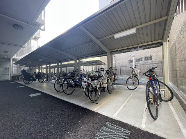エステムプラザ福島ジェネル　吉野小学校区の設備|エステムプラザ福島ジェネル　駐輪場