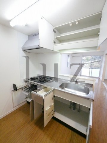 リブリHugel山手のキッチン