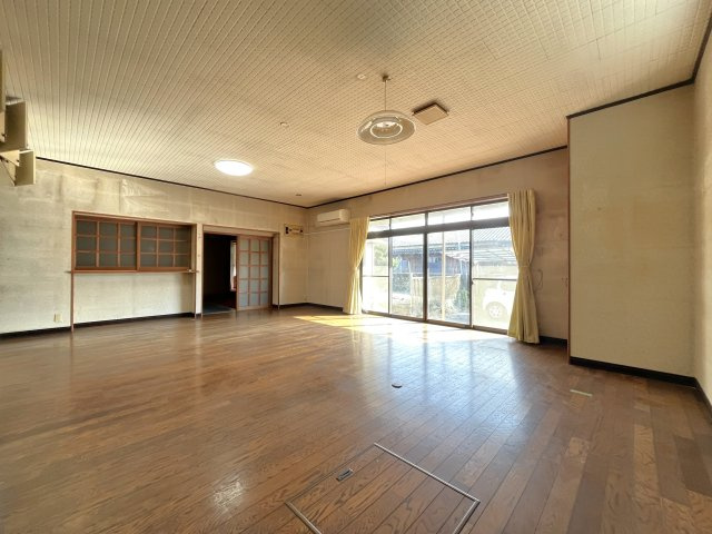 大和町栄借家の居間・リビング