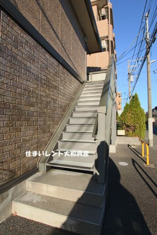Lumiele　Ⅰ（ルミエール１）のエントランス