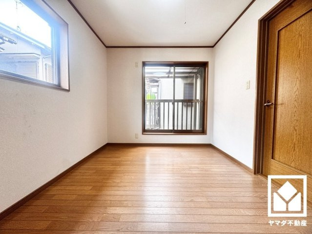 伏見区日野西大道町の寝室