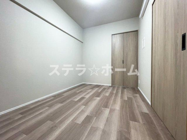 都島ロイヤルハイツの洋室|コンパクトで使いやすい洋室です