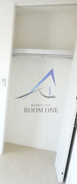 高見シャーメゾンの洗面所|収納です。