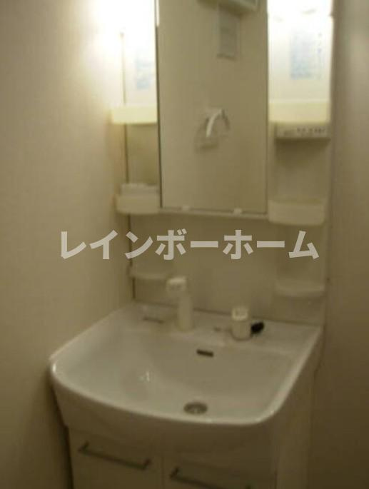 ラビネ和光の洗面所