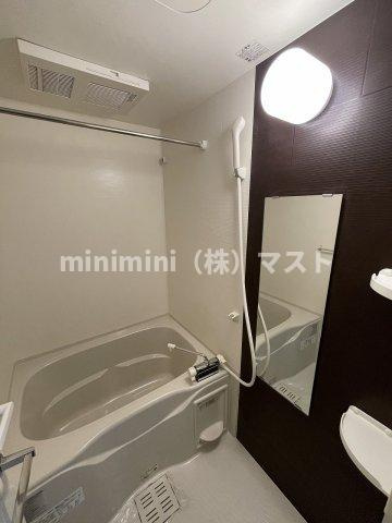 R Residences 難波南Ⅰの浴室