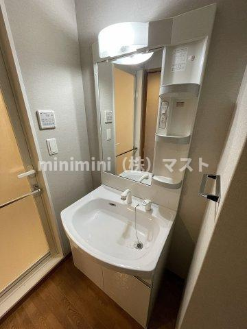 R Residences 難波南Ⅰの洗面所