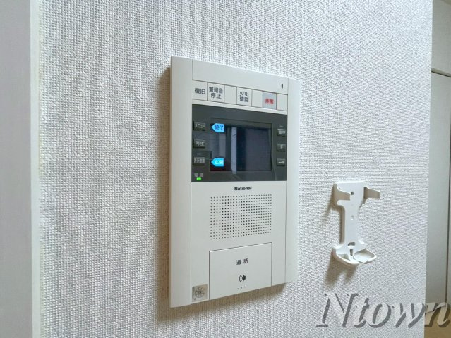 【セキュリティ】 | プレサンス金山グリーンパークス | モニター付きインターフォンです