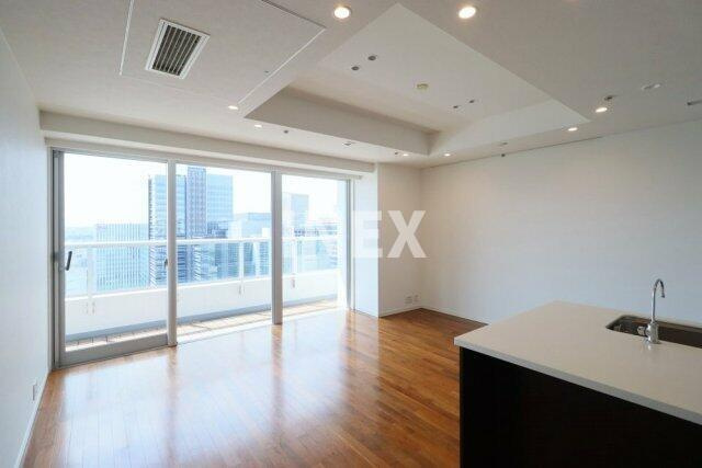 横浜市西区みなとみらい４丁目の賃貸マンションの内装
