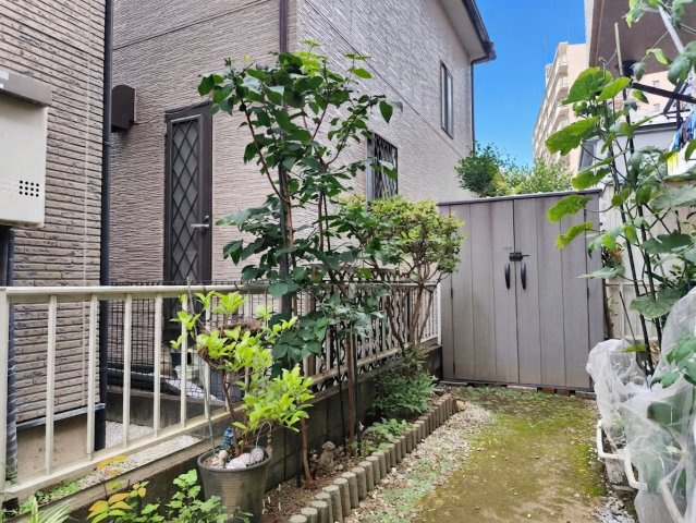 狭山市入間川中古戸建の庭