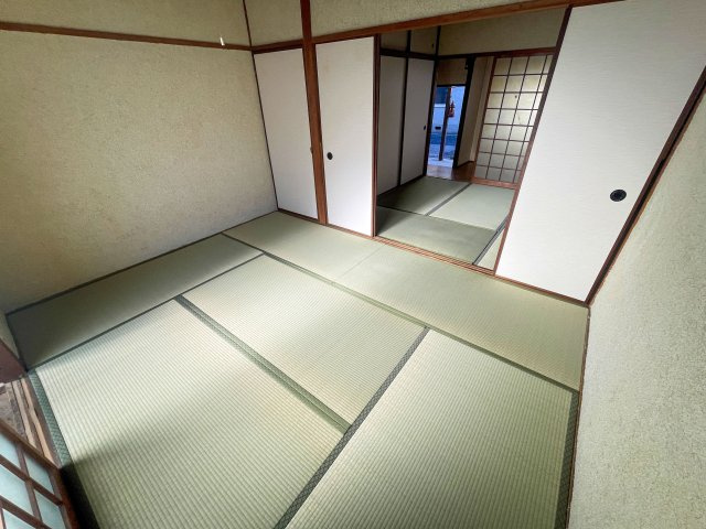 紫光荘の和室|6帖＊畳表替
