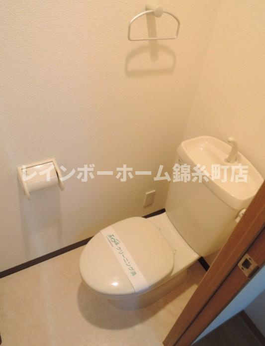 中央区月島３丁目の賃貸マンションのトイレ