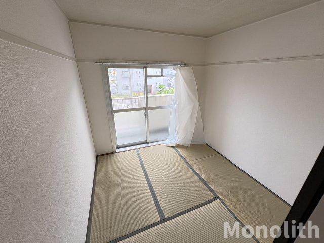 鶴山台40号棟の和室