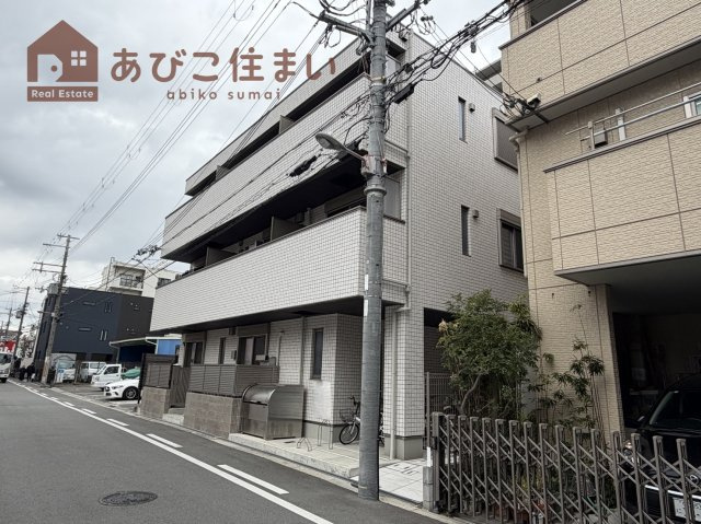 Maison Blanche Nagaiの外観