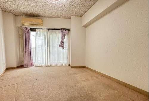 シャルマンコーポ御影3号棟の居間・リビング