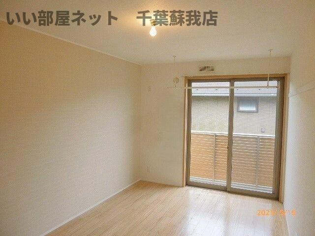 エルメゾン松ケ丘の寝室|ゆとりの広さです