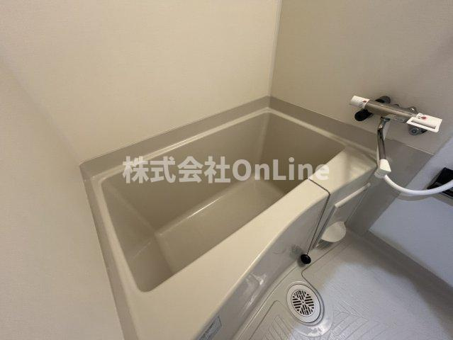 ヒルズ八尾本町の浴室
