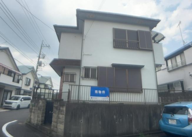 【外観】 | 物件の詳細については、現地を見てわかること以外に、役所や法務局などで調べないとわからないことがあります。そのため、現地に行く場合は、もしこの物件を買ったらどのような生活ができるかをイメージしましょう。