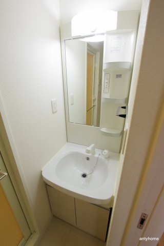 スプランディッド新大阪3　仲介手数料無料の洗面所